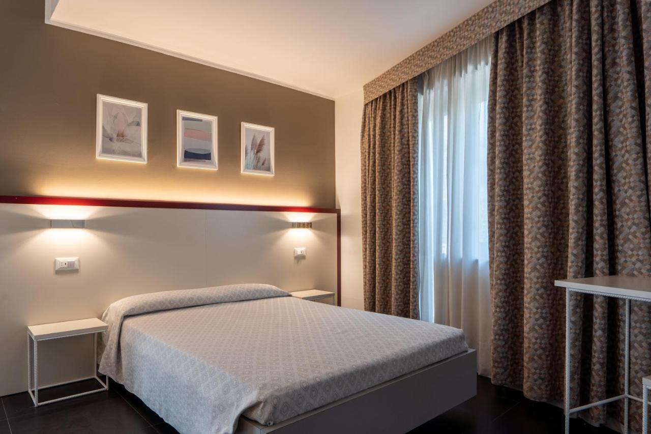 Hotel Centrale Mestre Luaran gambar